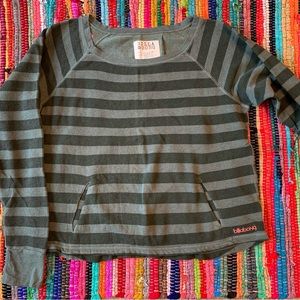 BILLABONG green striped sweatshirt. sz L
